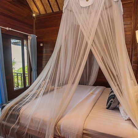 Tawe Ocean Blue Villa Lembongan Luaran gambar