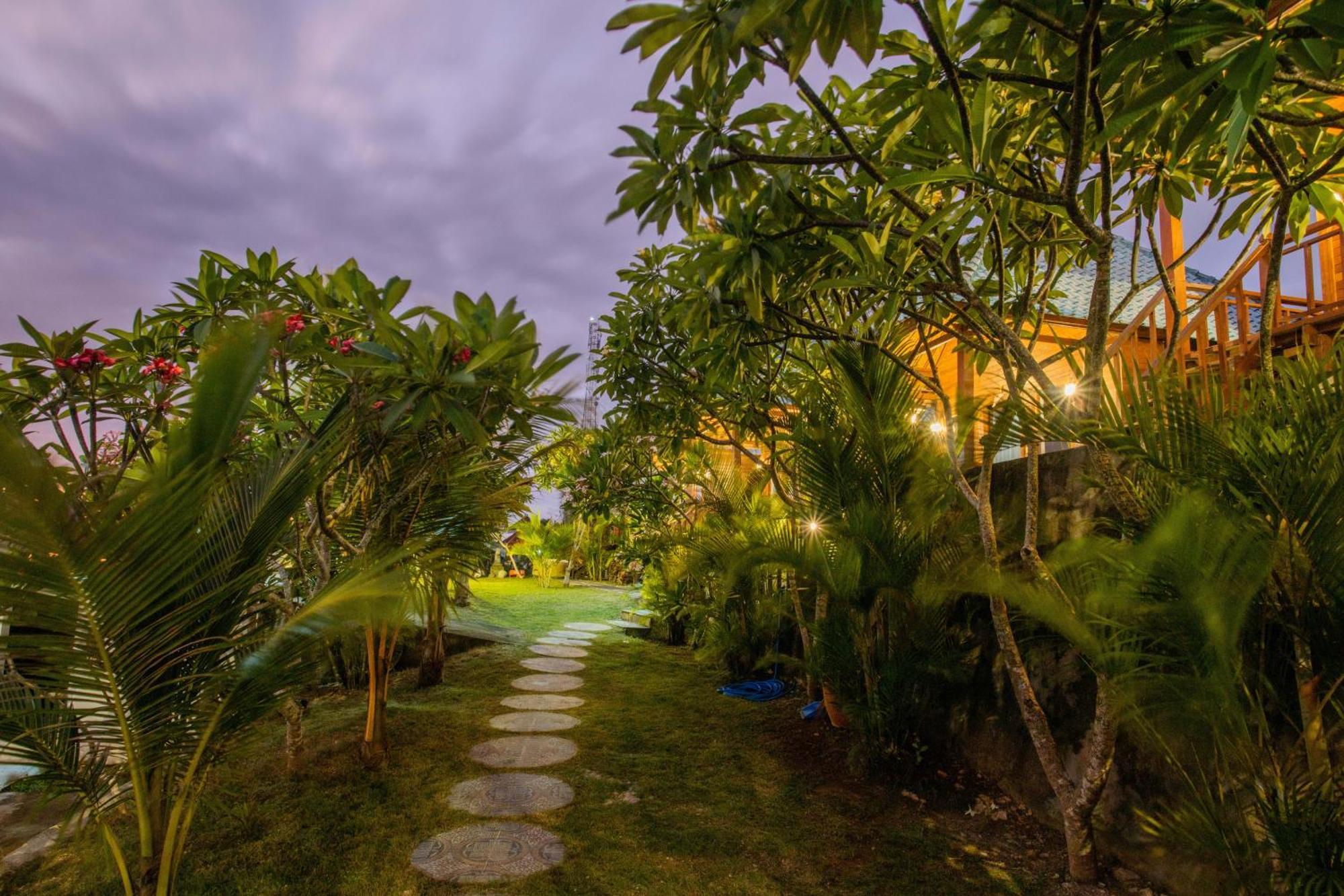 Tawe Ocean Blue Villa Lembongan Luaran gambar