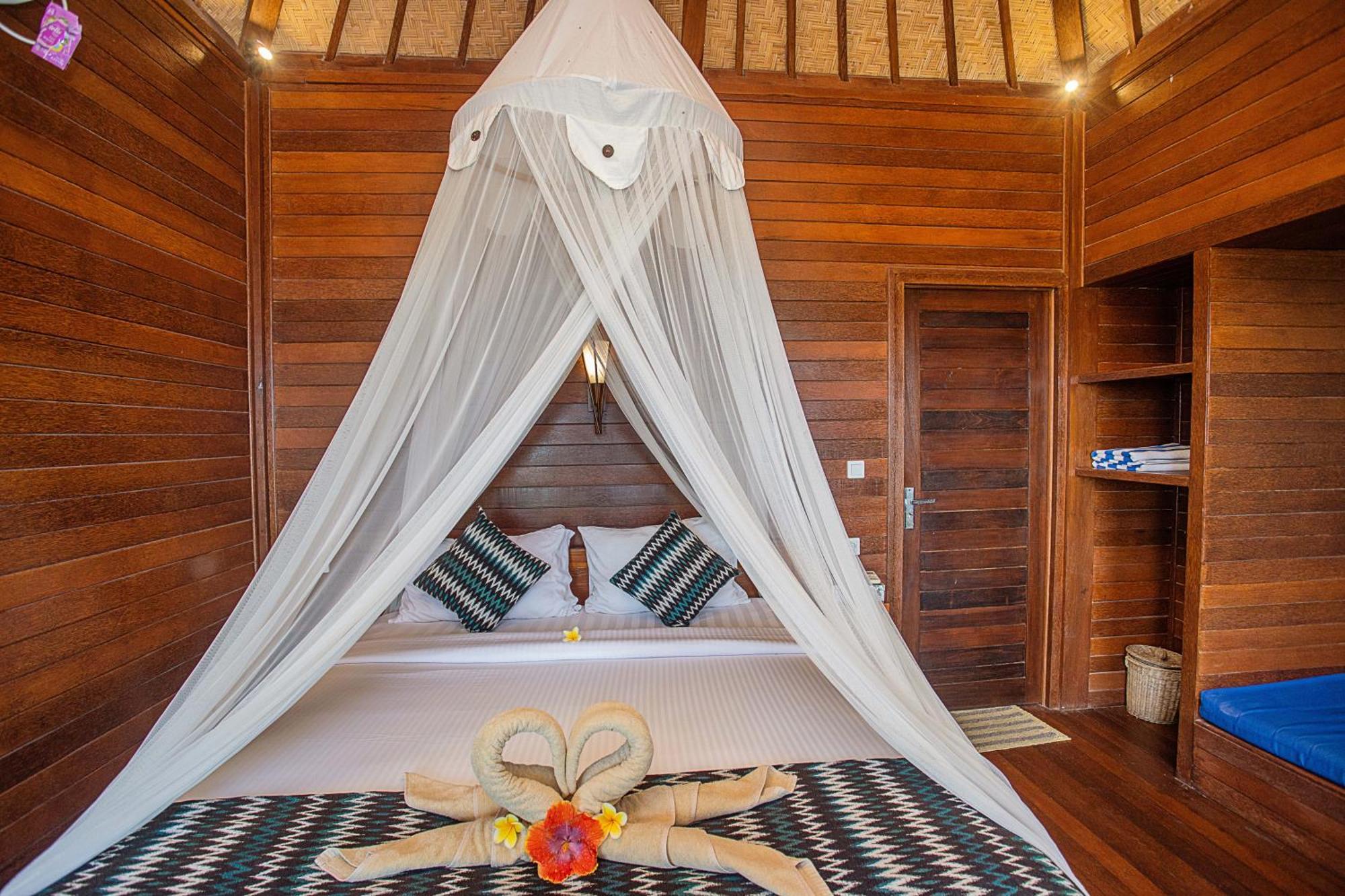 Tawe Ocean Blue Villa Lembongan Luaran gambar